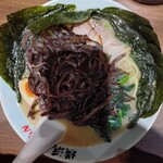 横浜らーめん 一八家 - とんこつ醤油らーめん並盛＋のり･きくらげ増し