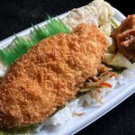 ほっともっと - 料理写真:のり弁当460円 ご飯大盛り+90円 から揚+110円