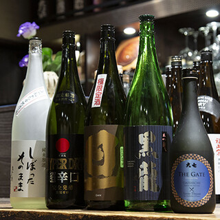 日本酒好きの店主が厳選。こだわりの一杯をお楽しみください