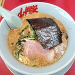 山岡家 - 料理写真:「味噌ラーメン」690円