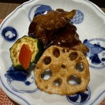 中国四川 旬菜 酒肆 楽山 - 取り分けのお皿も素敵です。