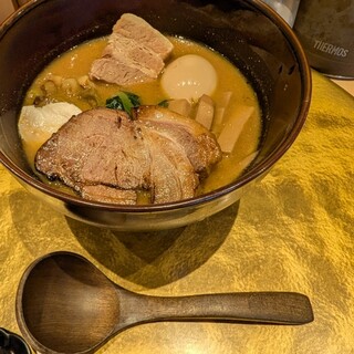 麺屋 梅ノ木 - 料理写真:特製味噌ラーメン(税込1500円)
