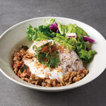 CAFE SALVADOR BUSINESS SALON - 