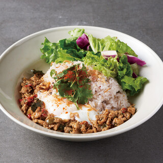 CAFE SALVADOR BUSINESS SALON_0