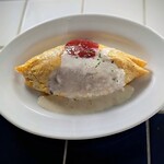 カフェ&ヤド コモ - 友人のオムライスもとっても美味しそう。見るからに優しくてホッコリ♡
