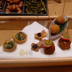 Restaurant Régis & Jacques Marcon - サロンにてアミューズ