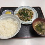 美里食堂 - 料理写真:ニラレバ定食