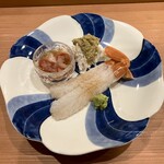日本料理 滴水 - 料理写真:大善蟹　蟹刺　紹興酒漬け　蟹味噌