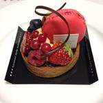 カズノリ イケダ アンディヴィデュエル - タルトフリュイルージュ（520円）