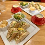 エスニークス - 