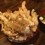 川富士 - 天丼です！山盛りでごはんが見えません^o^