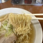 中村屋 - 麺リフト