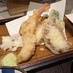炉ばた焼 八閣 - 