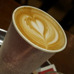 ANTICO CAFFE AL AVIS - カプチーノ（¥390）