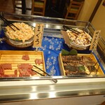 たいこ茶屋 - 時計回りで鮪・サーモンハラス・鮹・鰹