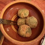 aniko - オリーブの肉詰めフリット