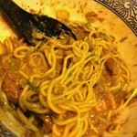 麺や而今 - 而今流広島汁無坦坦麺-救済の卵混ぜ後(2015/1)