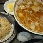 新華園本店 - 釜石ラーメン＋半チャーハン　