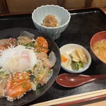 諏訪亭 - 料理写真:づけ丼。