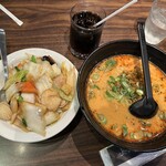 上海華龍 - 【2026.2.25(水)】ラーメンセット（担々麺＋中華丼）950円