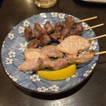 安兵衛 - 串(手前がチグチ)