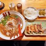 麺屋 武家 - 焼き餃子定食