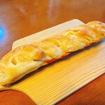ドンク・ミニワン - 料理写真:カリカリチーズと醤油バターコーン