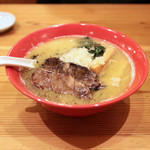 りょう花 - 鶏白湯チャーシュー麺 (1058円) '15 1月上旬