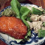 アジアンチャンプルー - 日替りランチ/ピーマン肉詰め+鶏肉とオクラのタチオチあえ