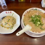 ラーメン 魁力屋 - 料理写真: