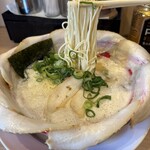 泡系しおとんこつラーメン べらしお - 