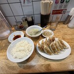 渋谷餃子 - 