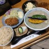 とん汁と玄米の店 檍食堂 - 豚汁定食+かきフライ単品 1600円