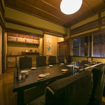 Karintou - 2Ｆの個室。接待や会食などビジネスシーンの利用も可能です♪