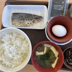 すき家 - 塩さばたまかけ朝食