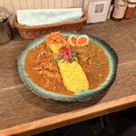 スパイシーカリーハウス半月 - 料理写真: