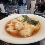 支那ソバ 小むろ - ワンタンメン醤油