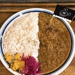 CURRY SHOP くじら - 