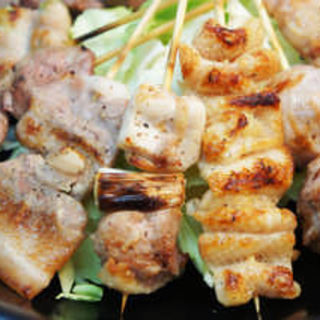 [Shocking] Yakitori starts from 50 yen! ! Made with raw meat from young domestic chickens!