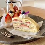 369菓子店 - ミルクレープ＆クラッシックいちごタルト