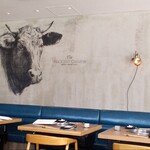 焼肉 The INNOCENT CARVERY - 空席の時に撮りましたが、半分以上の席は埋まっていました。