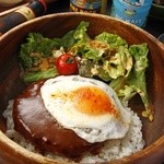 Hawaiian Kitchen pupukea - ププケア特製 ロコモコ◆ﾚｷﾞｭﾗｰ(150g)980円
      ◆メガ(200g)1,130円
