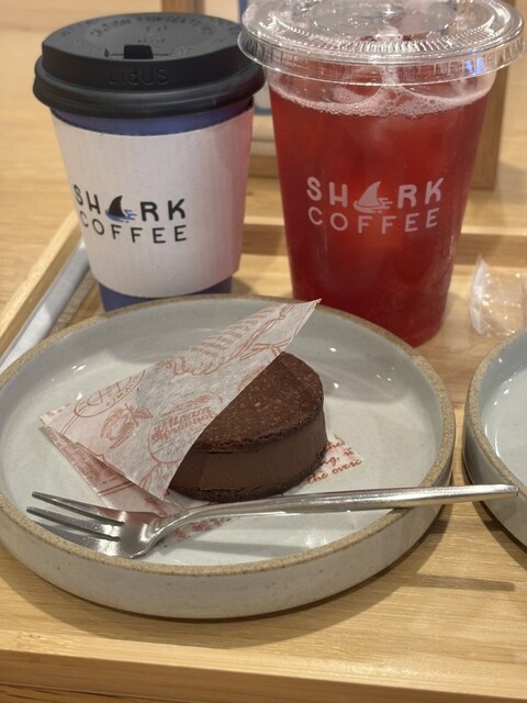 SHARK COFFEE （シャーク コーヒー） - 渋谷/カフェ | 食べログ