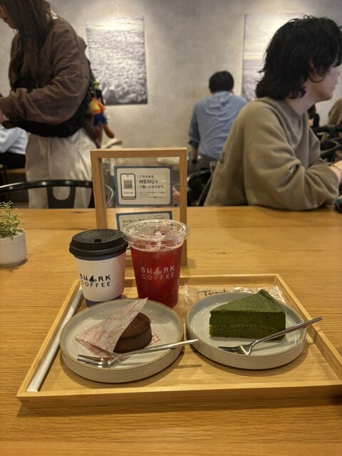 SHARK COFFEE （シャーク コーヒー） - 渋谷/カフェ | 食べログ