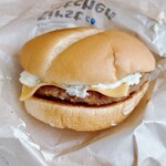 ファーストキッチン - 料理写真:チーズベーコンエッグバーガー