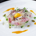 愛媛天然鯛魚的肉膾海膽風味