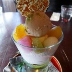 カフェ 中野屋 - 中野屋わらび餅と白玉団子のパフェ