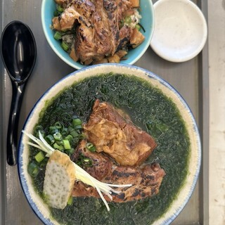 STAND EIBUN - 料理写真:アーサーそば(大盛) + 文ちゃんジューシー