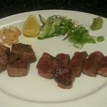 和屋 - 広島牛、タンとロース