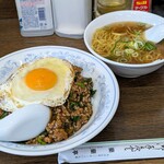 蘭蘭亭 - 台湾丼とミニ素ラーメンセット